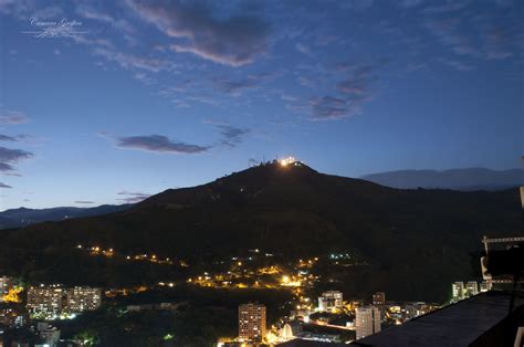  Cerro de las Tres Cruces? Odkryj Magiczne Widoki z Kolumbii!