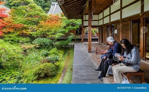 Eikando Zen Tempel – Niezapomnianapodróż w czasie i kontemplacja zen