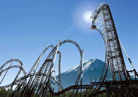  Fuji-Q Highland:  Najszybszy roller coaster na świecie i górski krajobraz